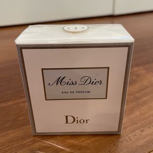 Miss Dior Eau de Parfum 50ml perfume